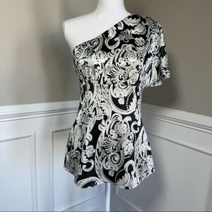 NEW Cache One-Shoulder Black and White Silk  Floral Top Size Medium
